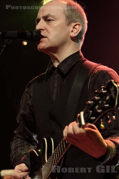 THE VASELINES - 2011-01-29 - SAINT OUEN - Mains d'Oeuvres - 